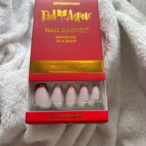 Red Aspen Nail Dashes - Lois Jean is merry